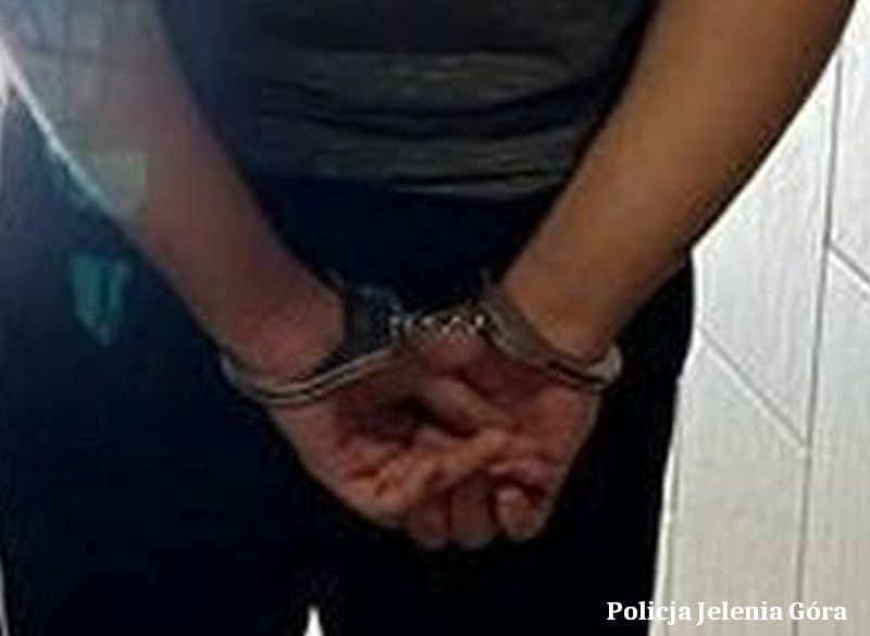 Policja w Kowarach Zatrzymała 33-latka za Jazdę pod Wpływem Narkotyków